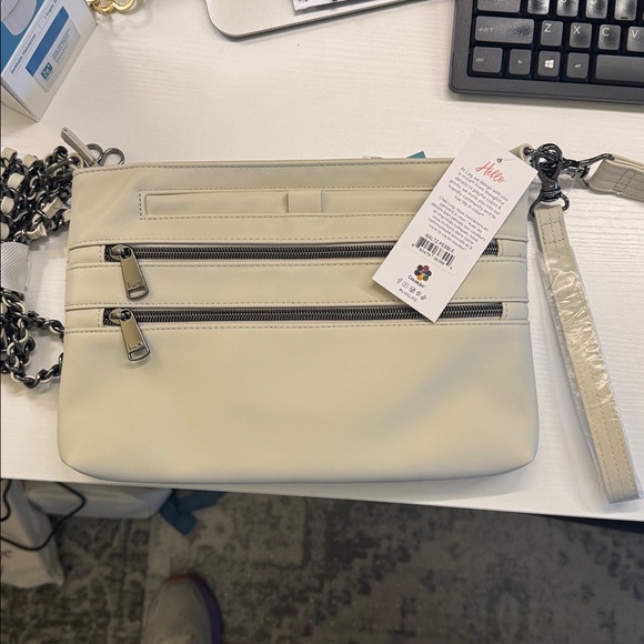 NWT Lug Waltz Quilted Crossbody Bag - Pebble Gray - Picture 16 of 16